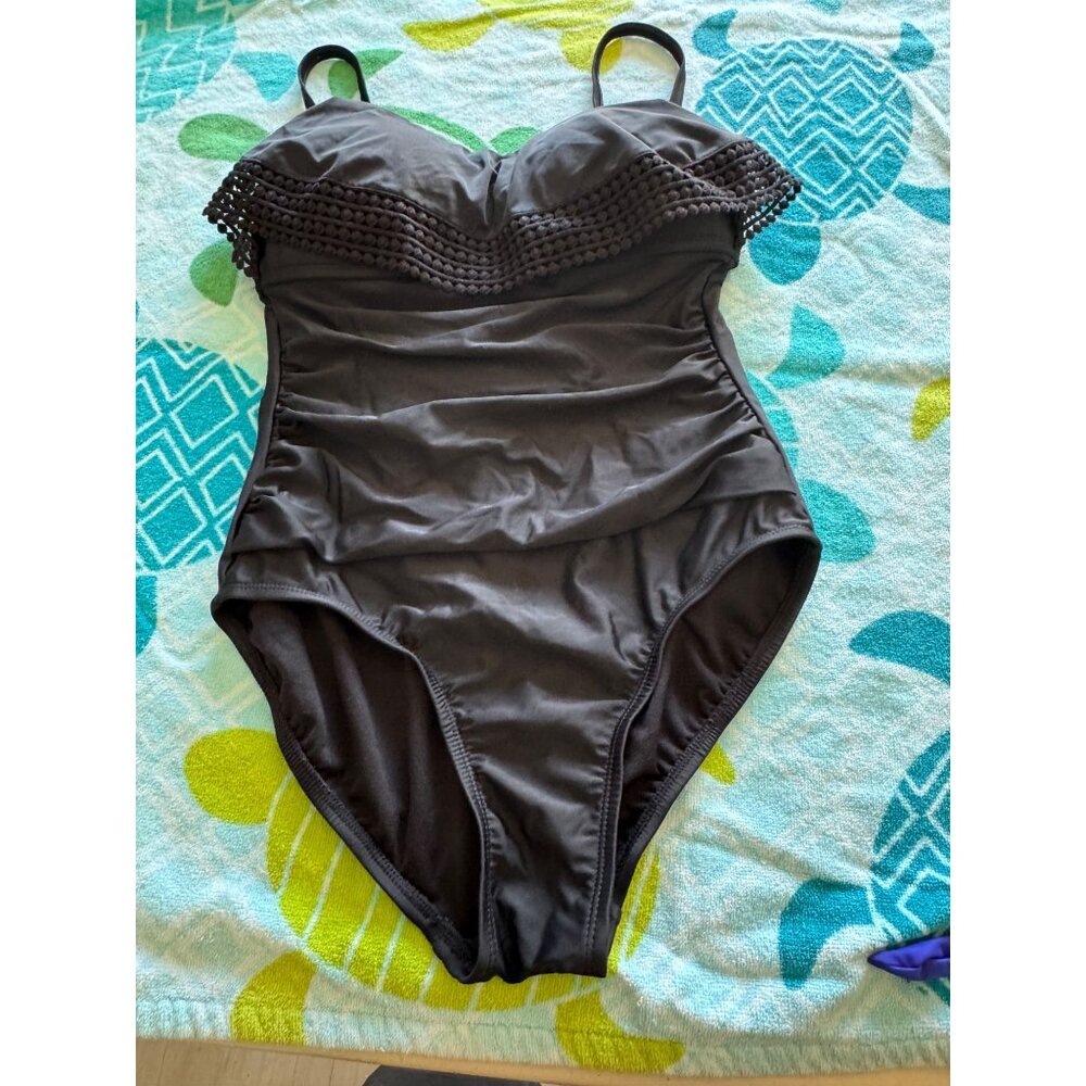 Kona Sol One-Piece Swimsuit Lace Trim Adjustable Straps Size Small